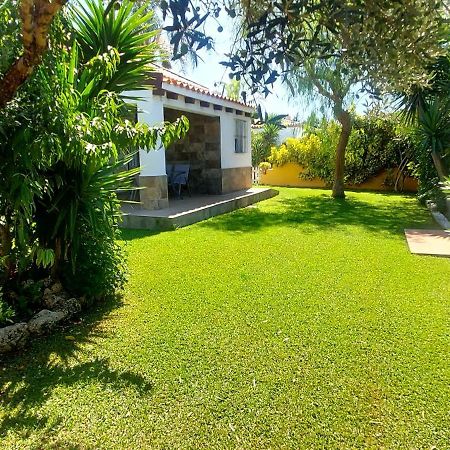 Chalet La Huerta 2 Amplios Jardines Barbacoa Y Wifi コニル・デ・ラ・フロンテラ エクステリア 写真