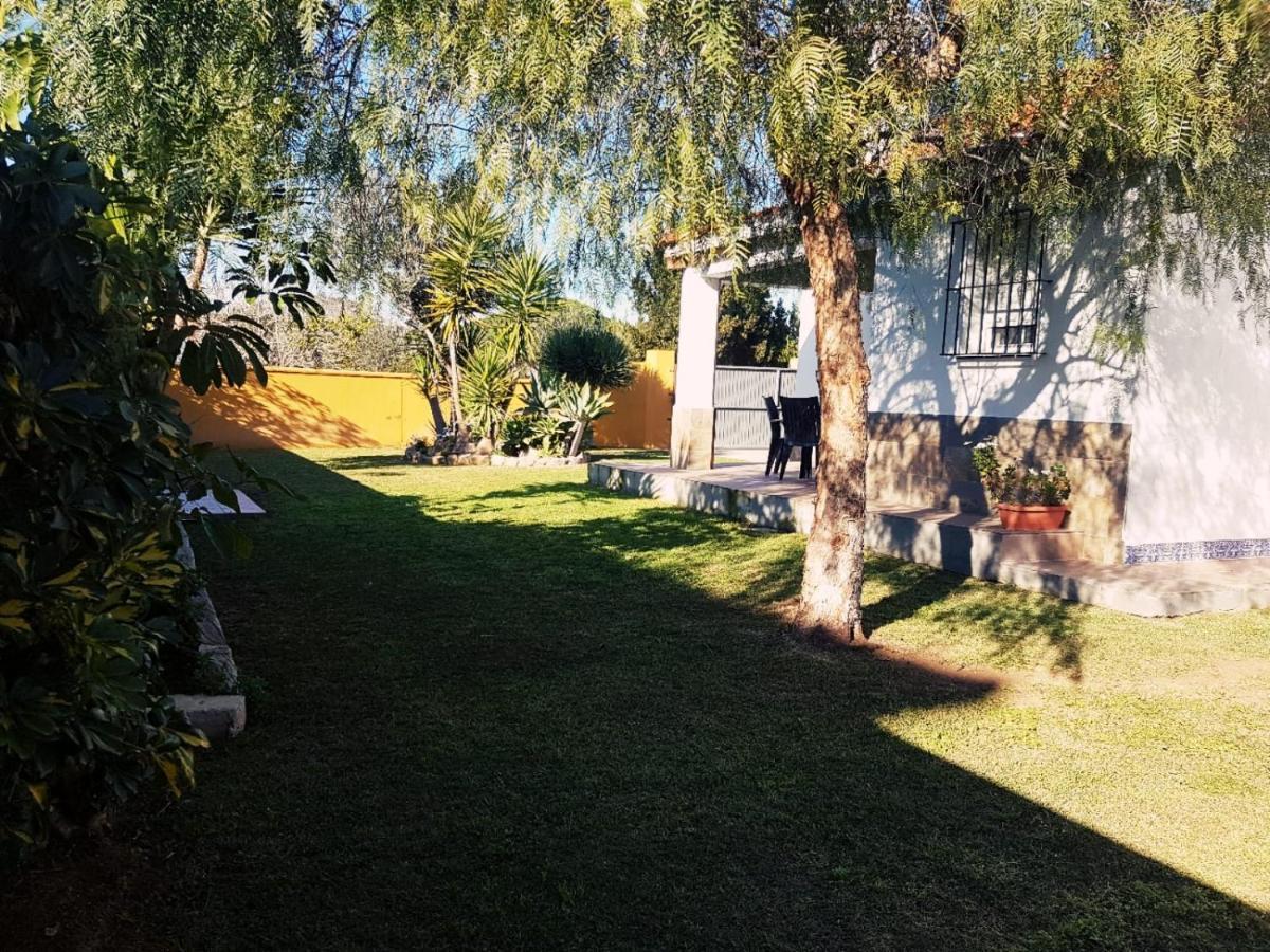 Chalet La Huerta 2 Amplios Jardines Barbacoa Y Wifi コニル・デ・ラ・フロンテラ エクステリア 写真