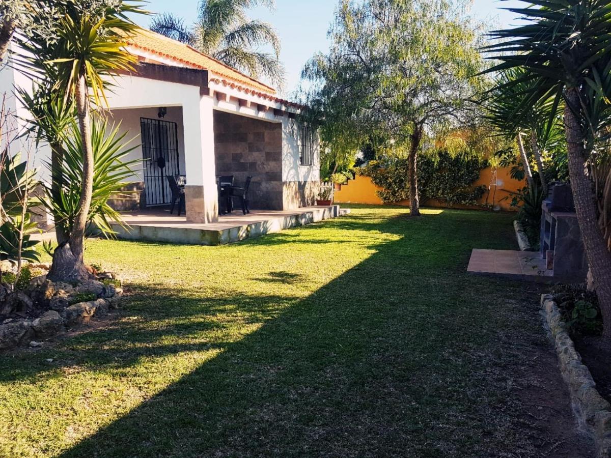 Chalet La Huerta 2 Amplios Jardines Barbacoa Y Wifi コニル・デ・ラ・フロンテラ エクステリア 写真