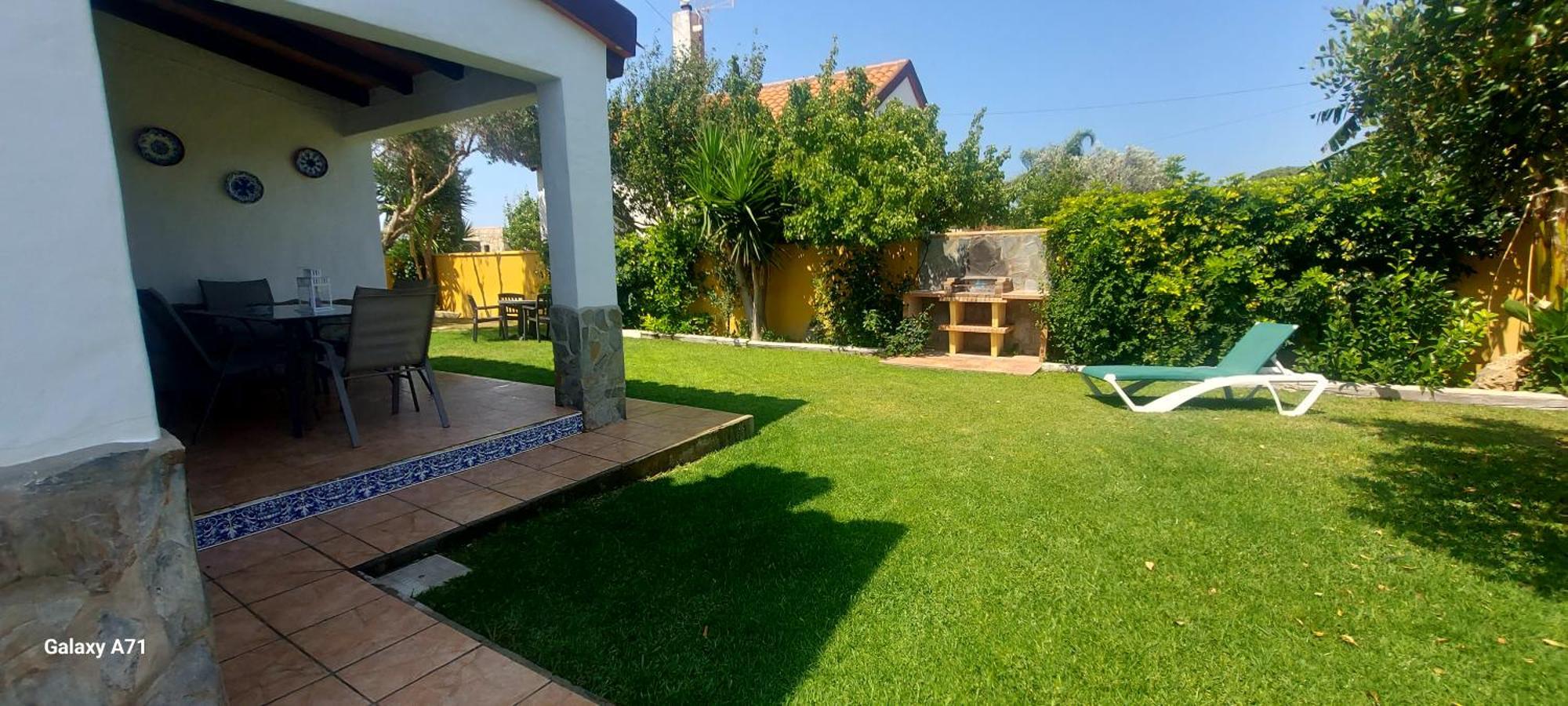 Chalet La Huerta 2 Amplios Jardines Barbacoa Y Wifi コニル・デ・ラ・フロンテラ エクステリア 写真
