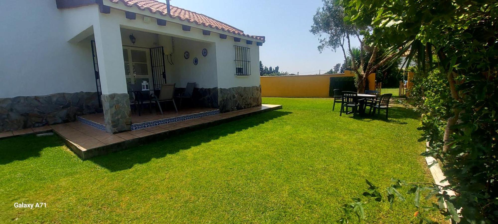 Chalet La Huerta 2 Amplios Jardines Barbacoa Y Wifi コニル・デ・ラ・フロンテラ エクステリア 写真