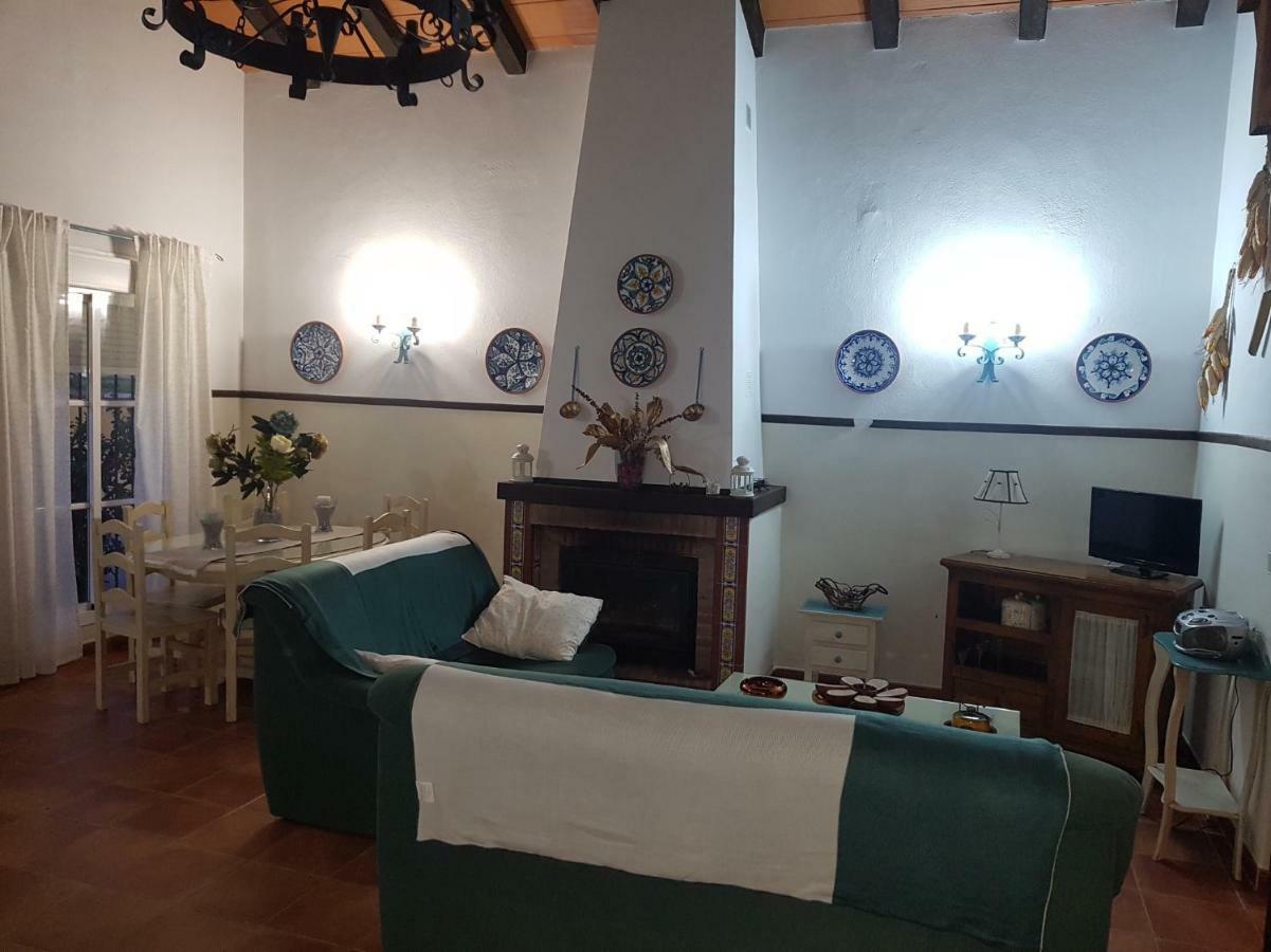 Chalet La Huerta 2 Amplios Jardines Barbacoa Y Wifi コニル・デ・ラ・フロンテラ エクステリア 写真